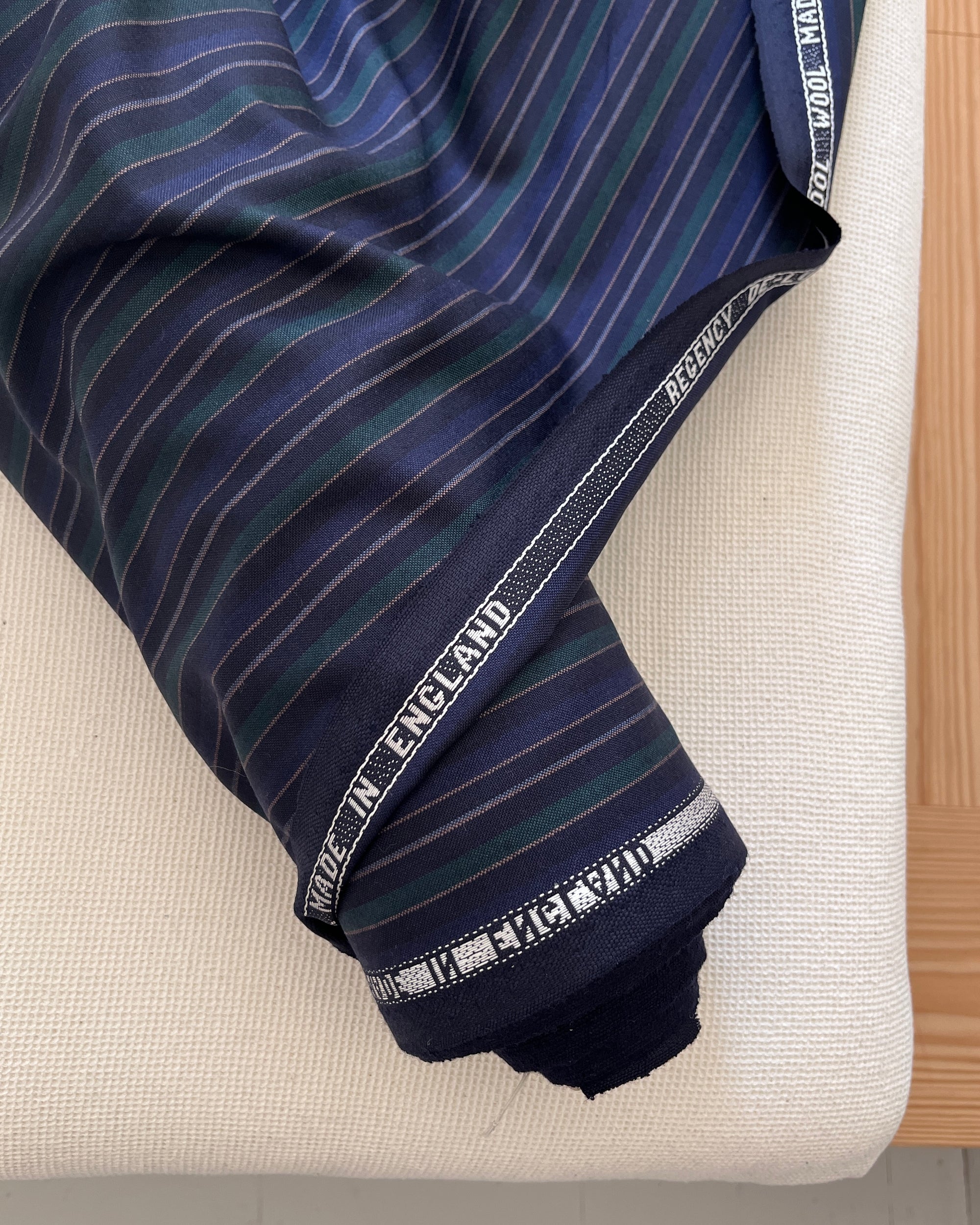 Wool Suiting - Vintage Stripe 0,5m