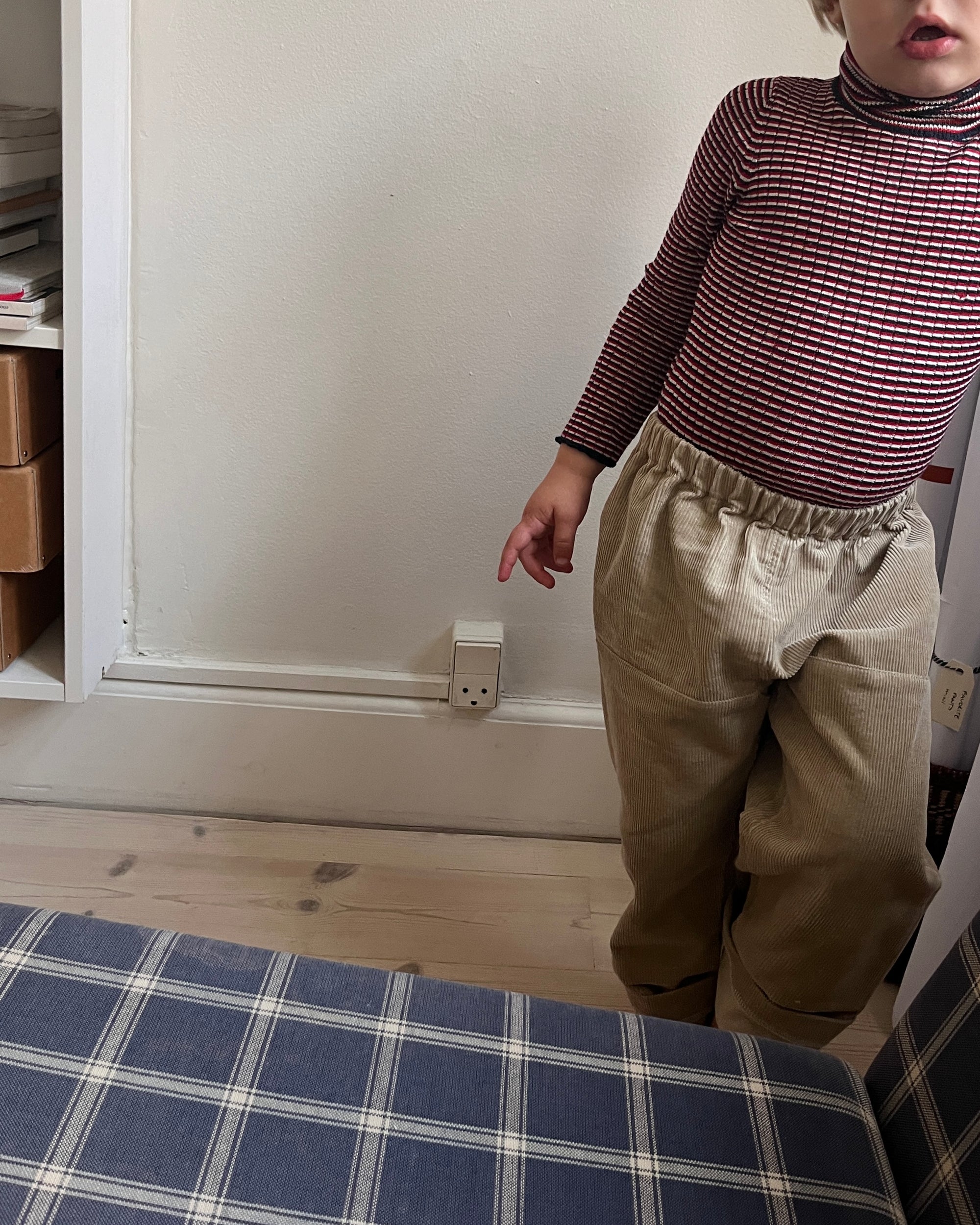 Sewing Project No. 02: Favorite Pants Mini Corduroy Sand Beige