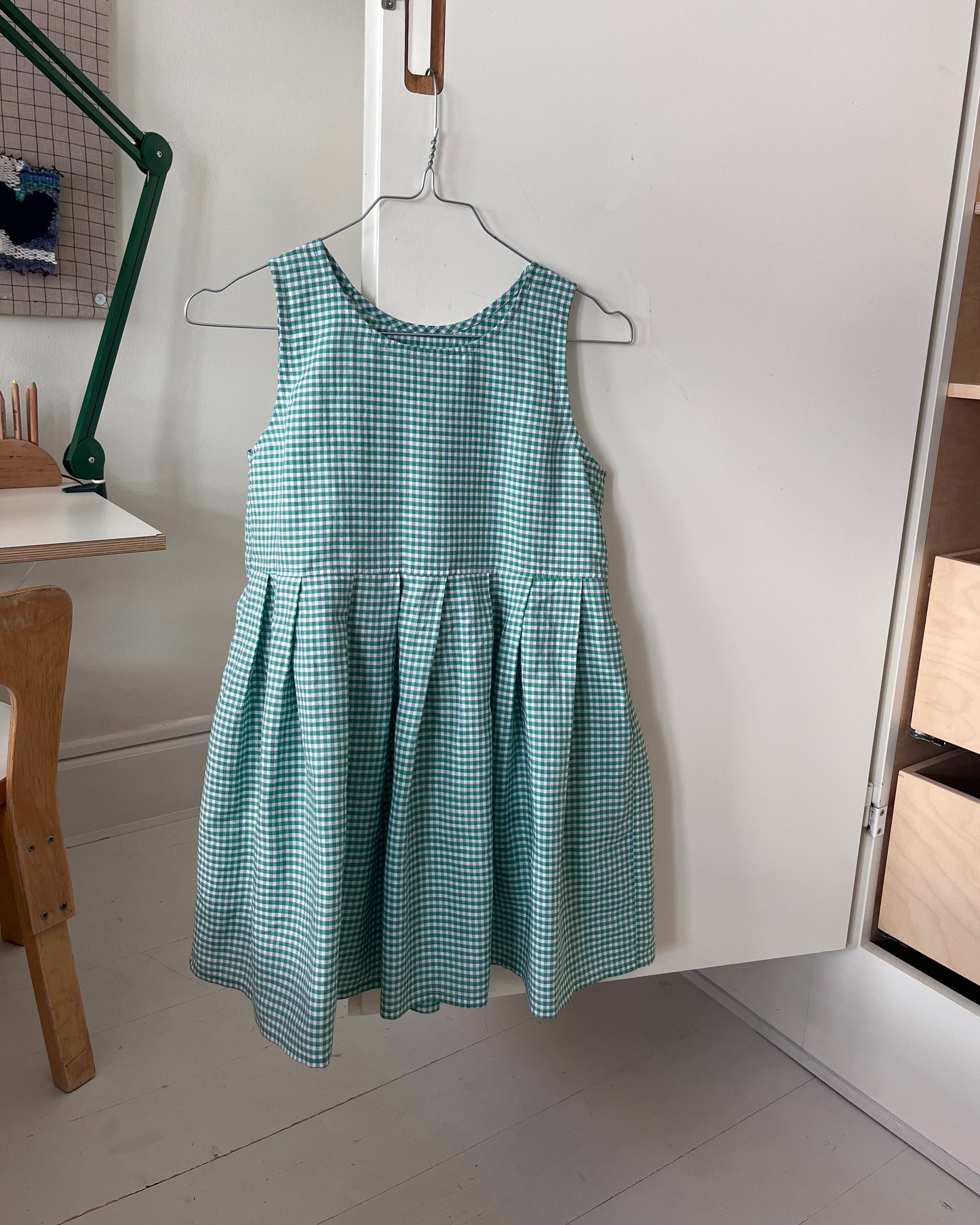 Sewing Project No. 07: Pleat Dress Mini Linen Cotton Gingham